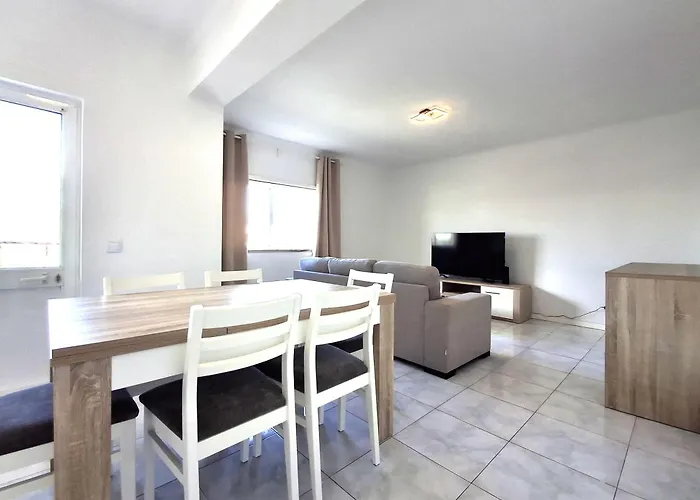 River Апартаменты *