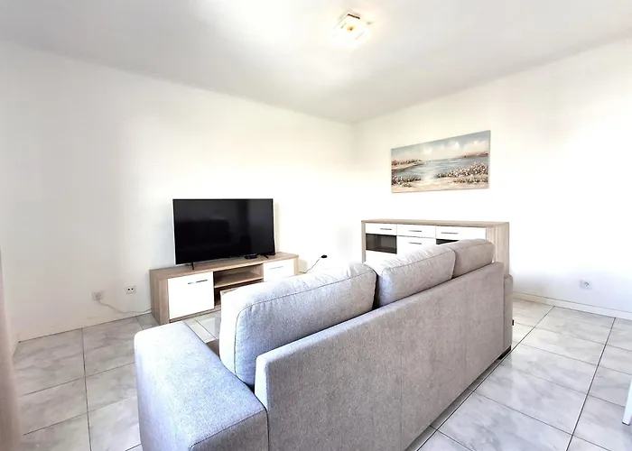 River アパート *