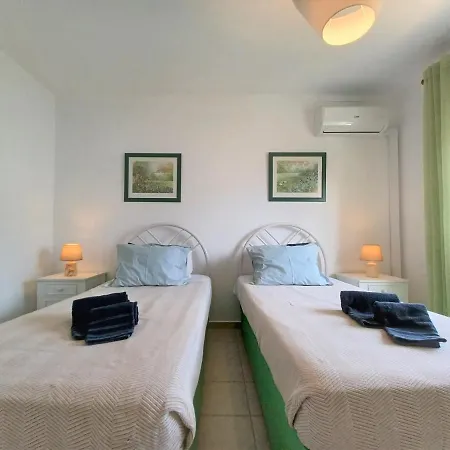 Exclusive Oasis Parque *