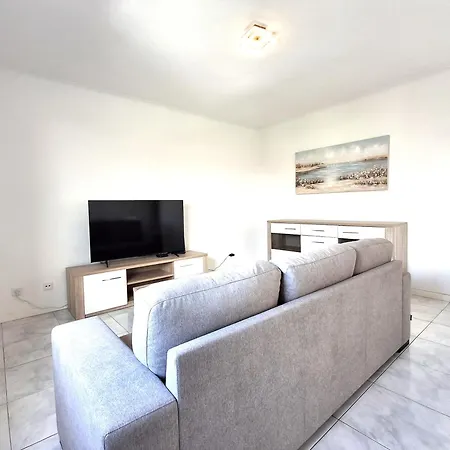 River Appartement *